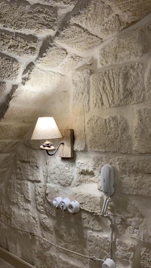Le Vecchie Mura Suite & Room Manfredonia Bagian luar foto