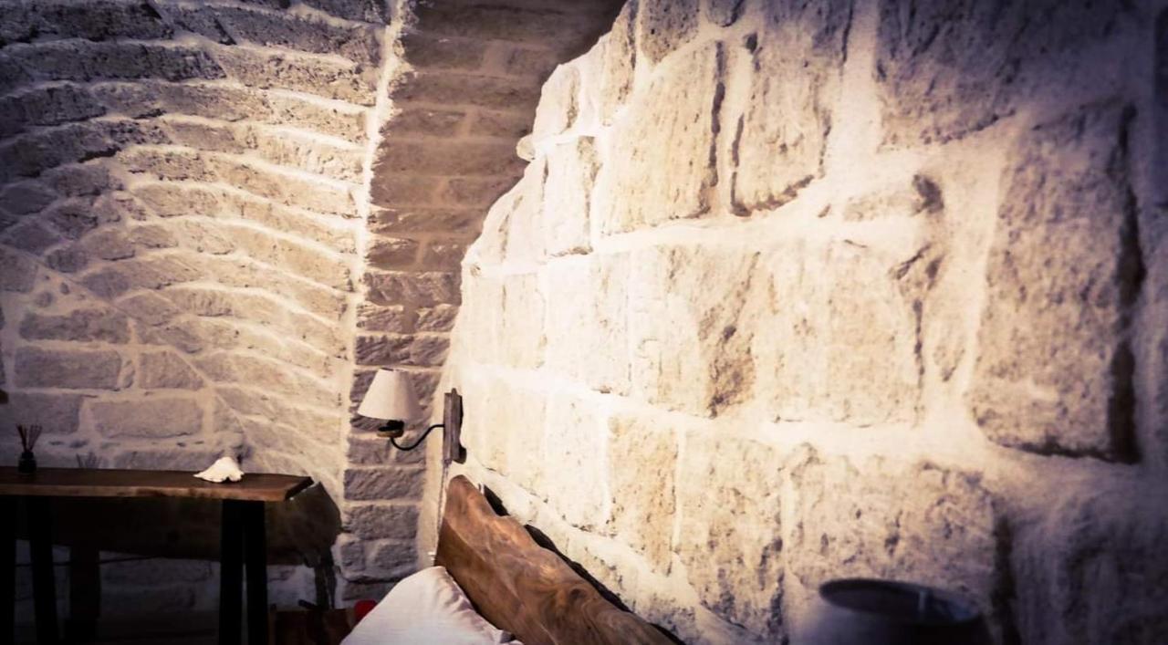 Le Vecchie Mura Suite & Room Manfredonia Bagian luar foto